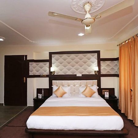 Srīnagar Oyo 22081 Hotel Shree Mazda المظهر الخارجي الصورة